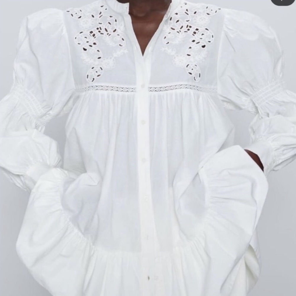 Zara White Embroidered Top